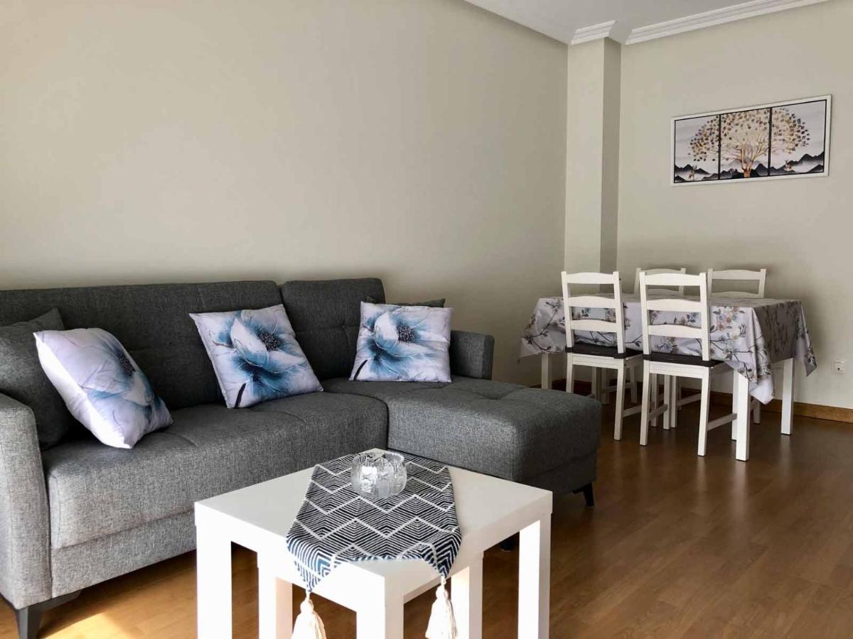 Apartamentos Schultz Gijón Buitenkant foto